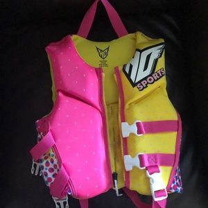Child size life vest